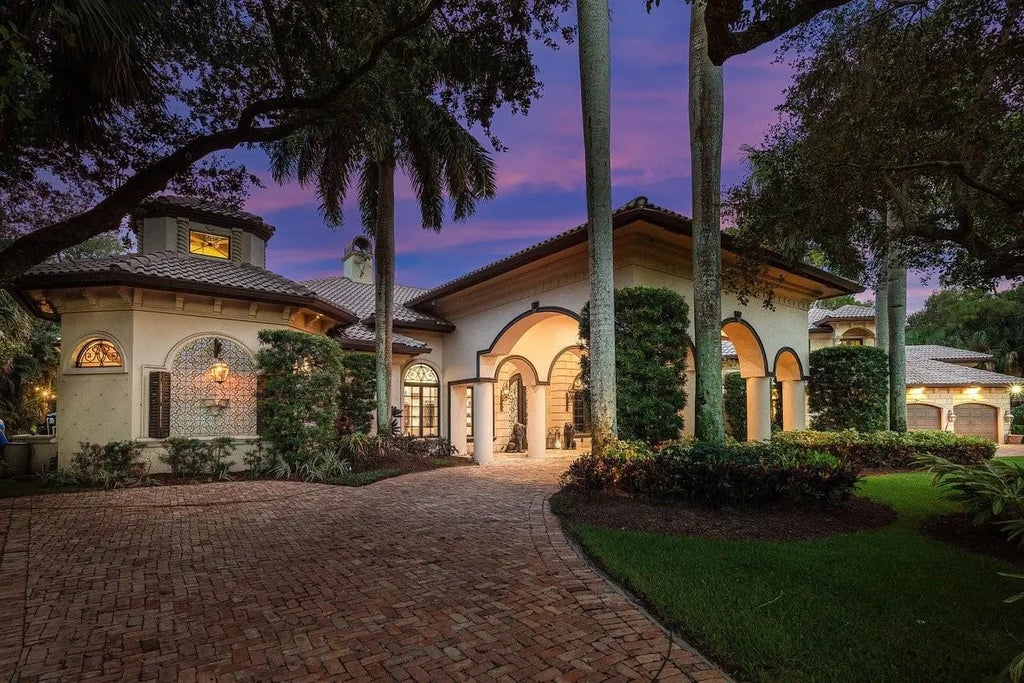 16389 Bridlewood Circle, Delray Beach