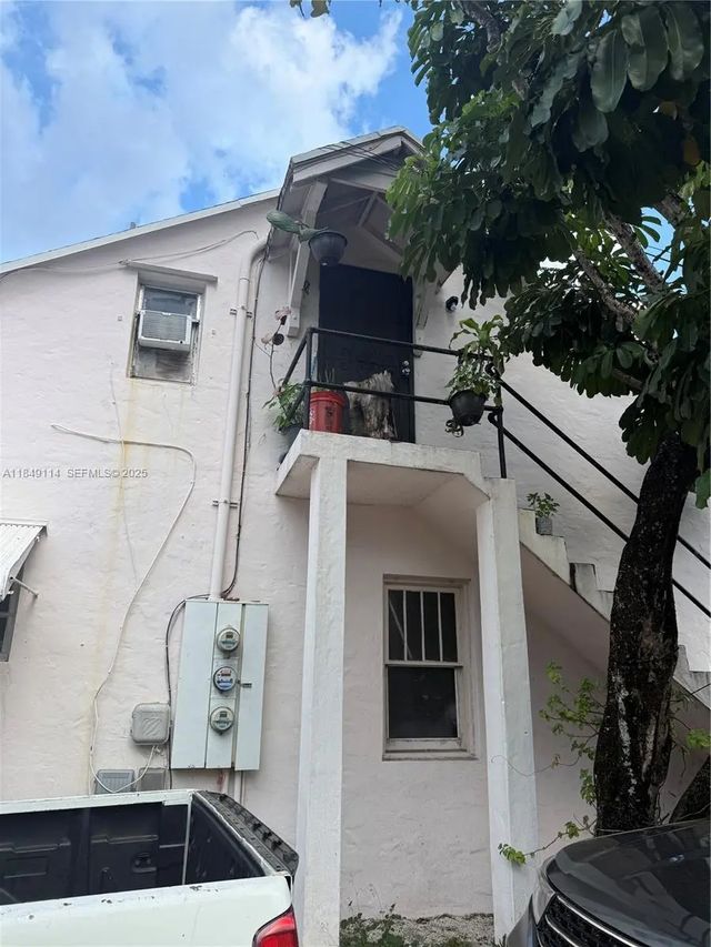 4 of 6 - 1499 Nw 32nd Street, Miami, FL