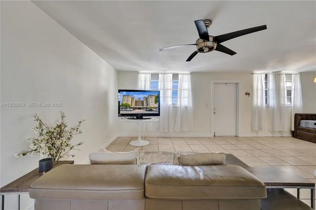 4 of 65 - 1811 Jefferson Street #606, Hollywood, FL