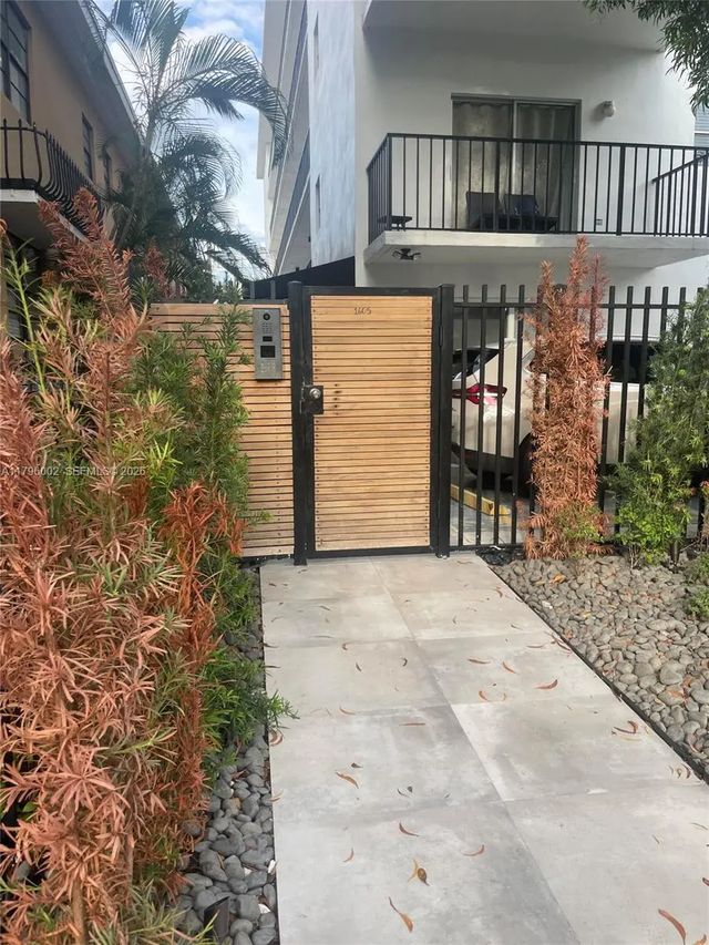 1605 Pennsylvania Avenue #303, Miami Beach