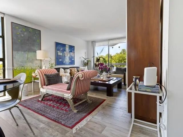 3 of 10 - 2501 Brickell Avenue #307, Miami, FL