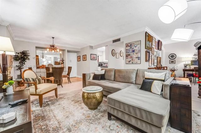 2 of 46 - 4330 Hillcrest Drive #516, Hollywood, FL
