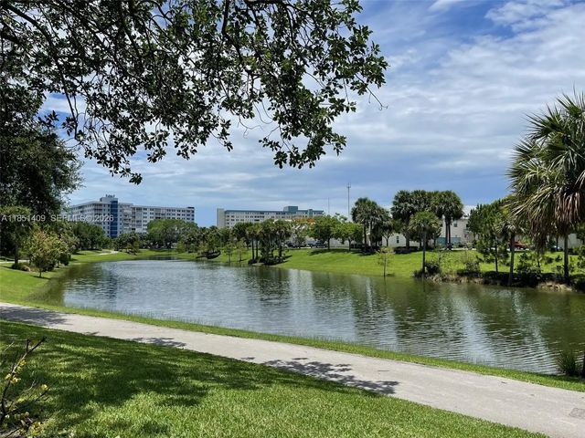 5 of 46 - 4330 Hillcrest Drive #516, Hollywood, FL