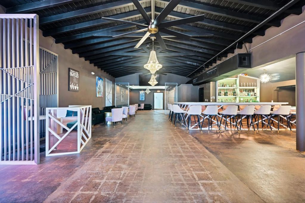 1517 E Las Olas Boulevard, Fort Lauderdale