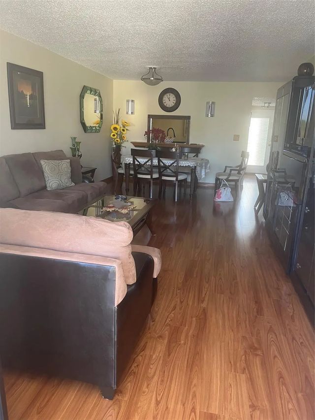 4 of 21 - 1800 Sw 81 Ave N 81 Ave Lauderdale Avenue #1418, North Lauderdale, FL