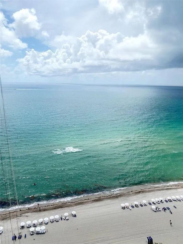 16001 Collins Avenue #2207, Sunny Isles Beach
