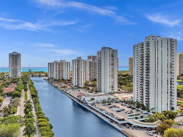 4 of 27 - 3675 N Country Club Drive #707, Aventura, FL