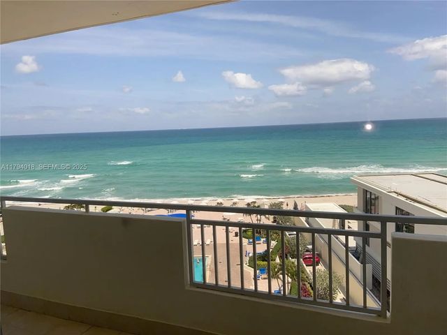 3180 S Ocean Drive #716, Hallandale Beach