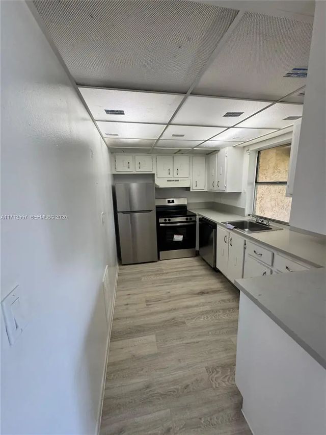 4241 Nw 19th Street #170, Lauderhill
