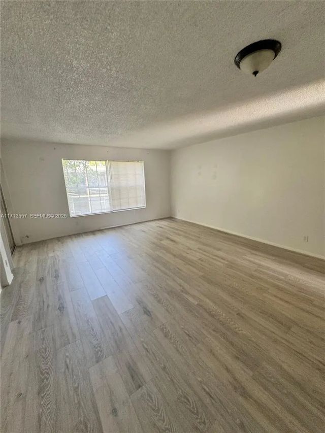 5 of 20 - 4241 Nw 19th Street #170, Lauderhill, FL