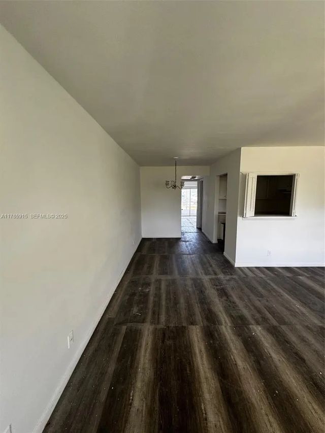 2 of 9 - 42 Sheffield B #b, West Palm Beach, FL