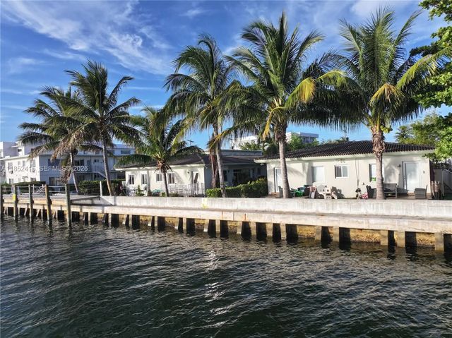 2200 Bay Drive #3, Miami Beach