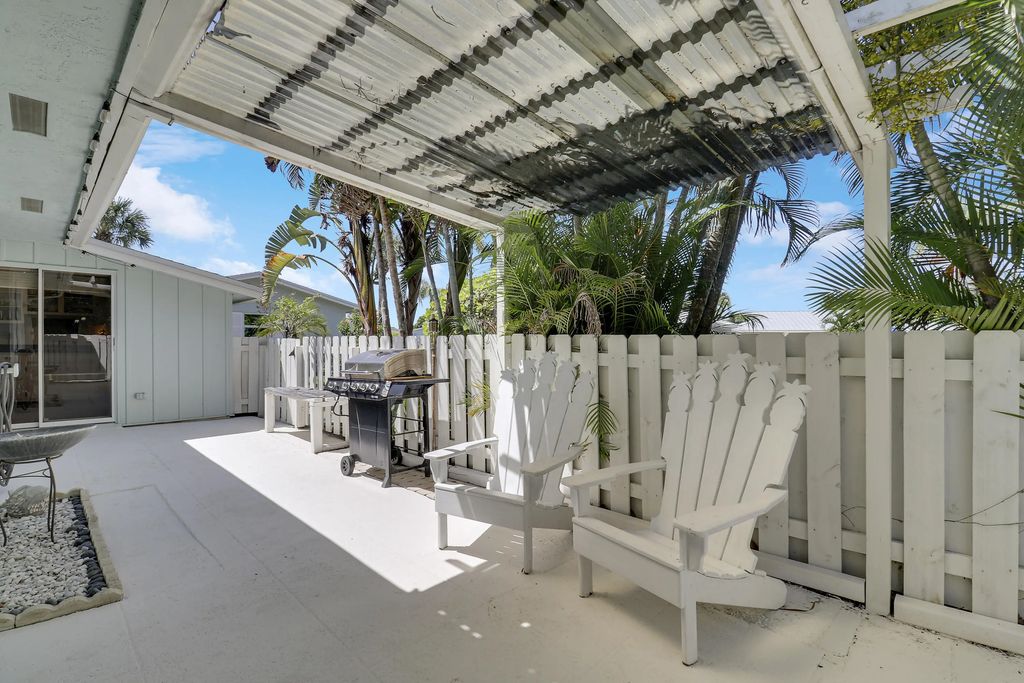 1329 Chippewa Street, Jupiter