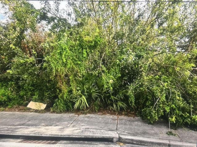 2 of 2 - 0 N 25th Street, Fort Pierce, FL