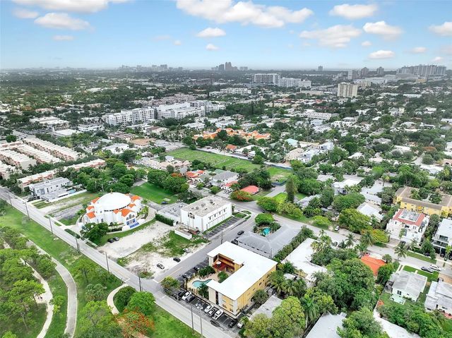 4 of 37 - 744 Ne 14th Avenue #4, Fort Lauderdale, FL