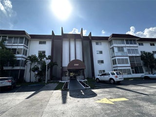 Photo of Listing #F10518759