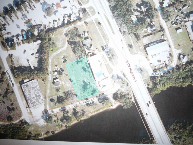 904 Valley Lane, Fort Pierce