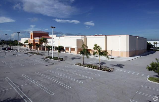 17355 Nw 59th Avenue, Hialeah