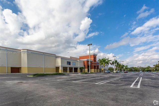 3 of 24 - 17355 Nw 59th Avenue, Hialeah, FL