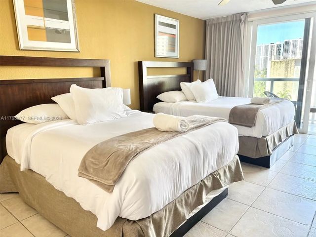 5 of 18 - 19201 Collins Avenue #338, Sunny Isles Beach, FL