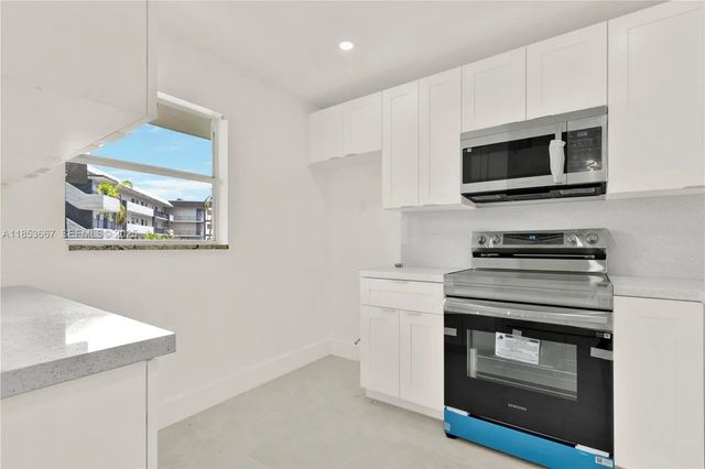 4 of 31 - 8320 Sands Point Boulevard #m107, Tamarac, FL