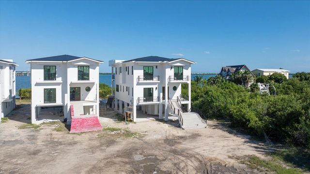 4 of 45 - 231 E Shore Drive #unit 1, Key West, FL