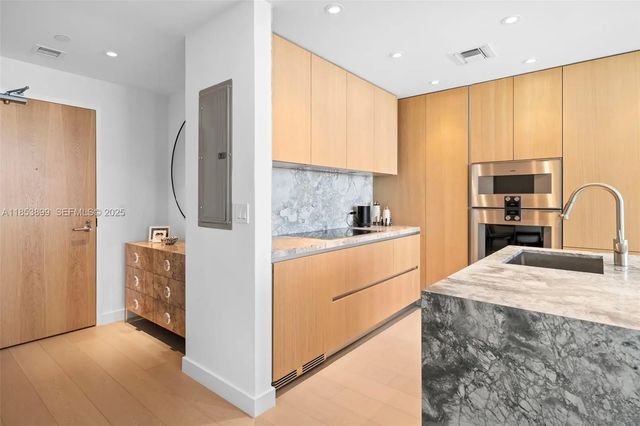 5 of 45 - 500 Alton Road #3604, Miami Beach, FL