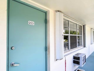 Photo of Listing #R11113590