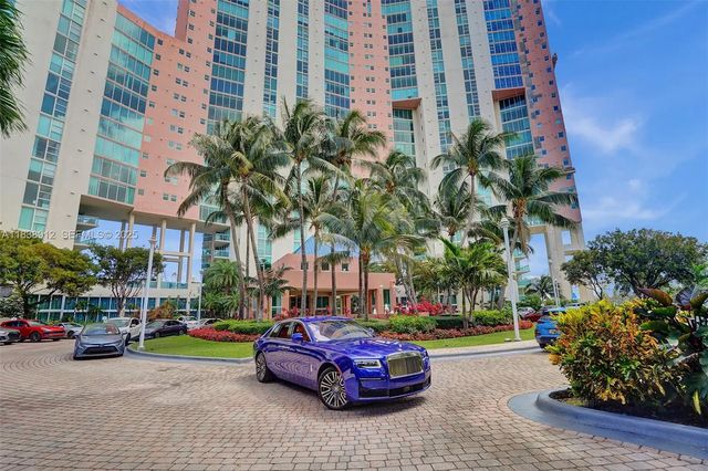 4 of 75 - 3370 Hidden Bay Drive #812, Aventura, FL