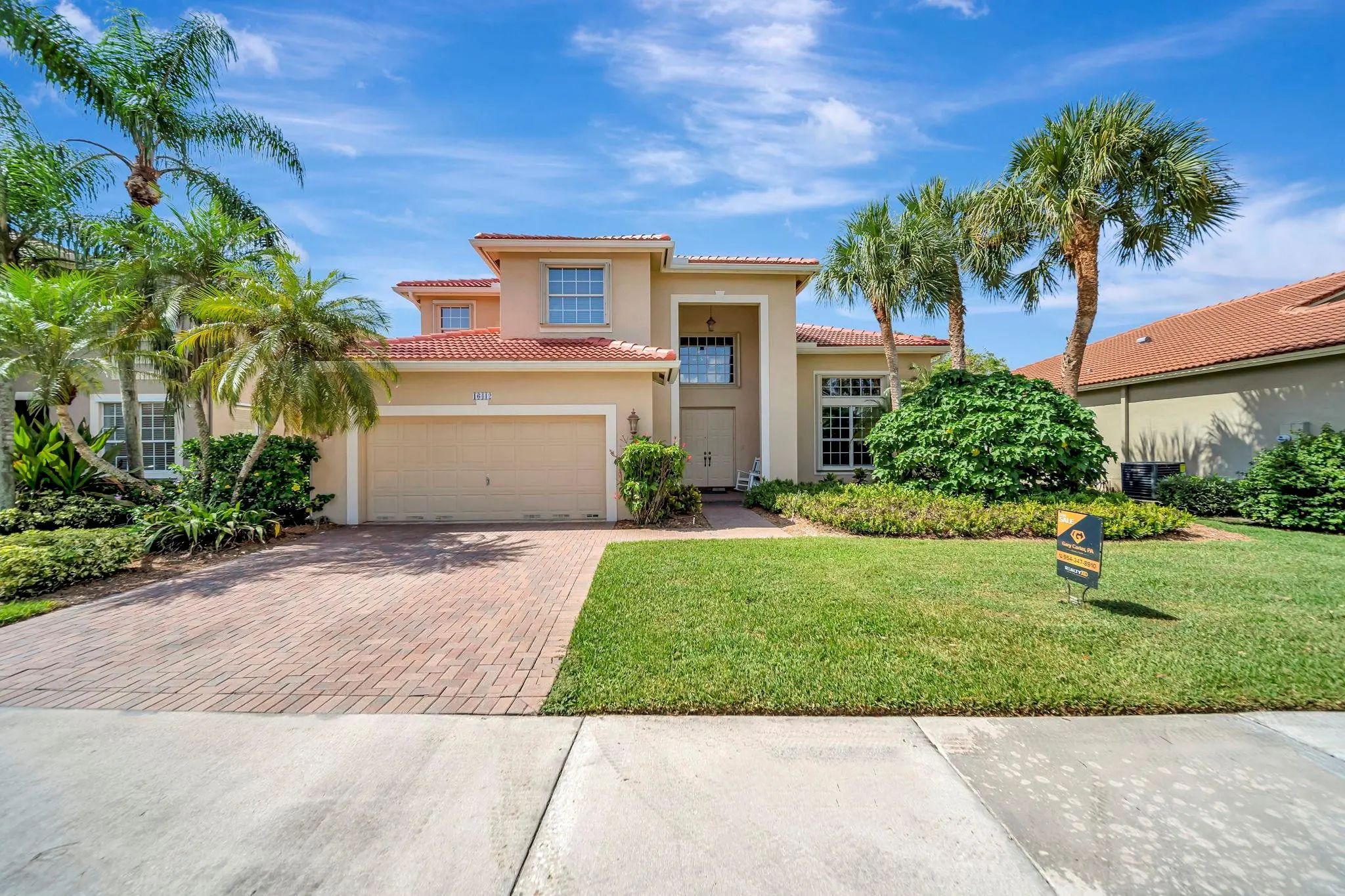 16412 Diamond Place, Weston