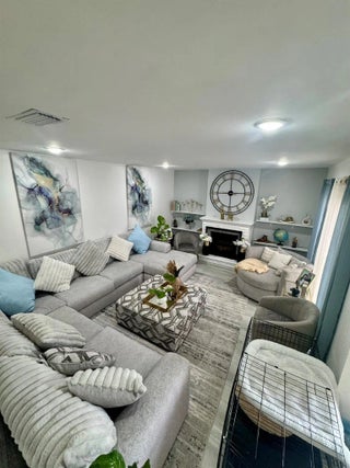 Photo of Listing #F10519203