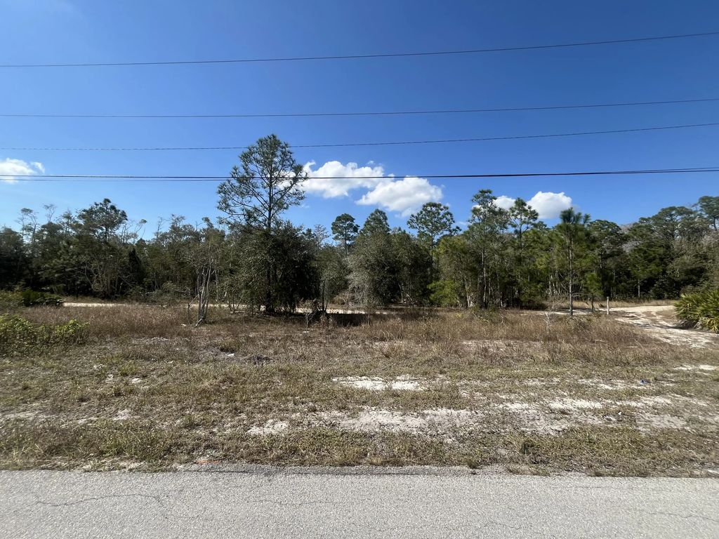 494 Burrstone Drive, Lehigh Acres