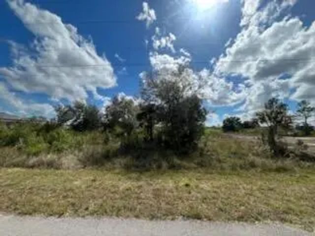 4 of 13 - 1928 Vesper Court, Lehigh Acres, FL