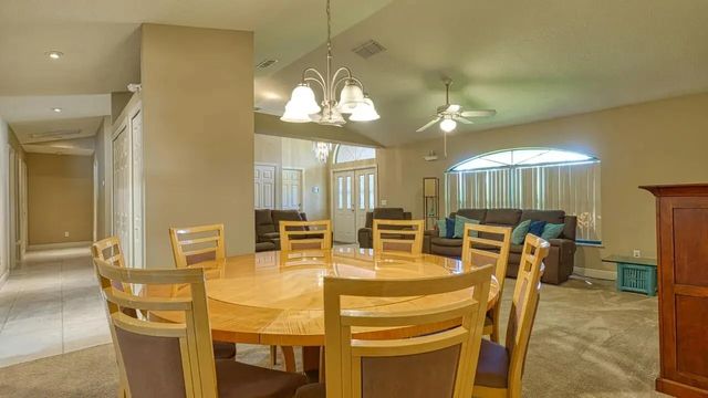 4 of 18 - 2312 Sw Kent Circle, Port St. Lucie, FL