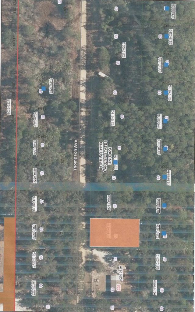 221 Thompson Avenue, Interlachen