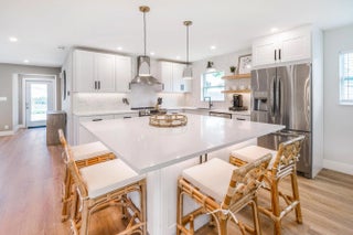 Photo of Listing #R11076629