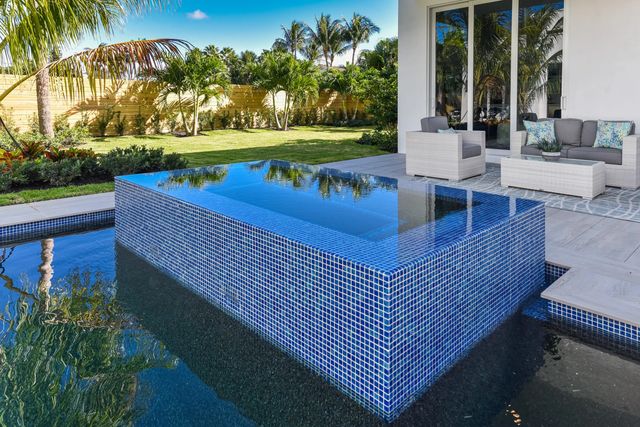 4 of 18 - 2627 Ne 14th Street, Fort Lauderdale, FL