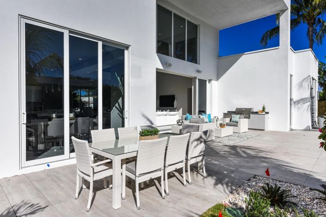5 of 18 - 2627 Ne 14th Street, Fort Lauderdale, FL
