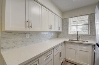 Photo of Listing #F10519215