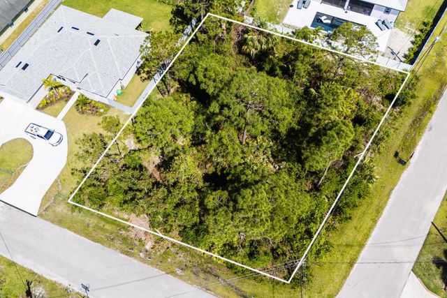 4 of 25 - 5489 Nw Brent Court, Port St. Lucie, FL
