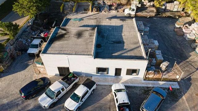 4 of 17 - 3109 2nd Avenue N, Palm Springs, FL