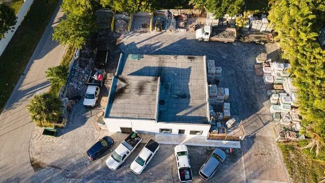 5 of 17 - 3109 2nd Avenue N, Palm Springs, FL