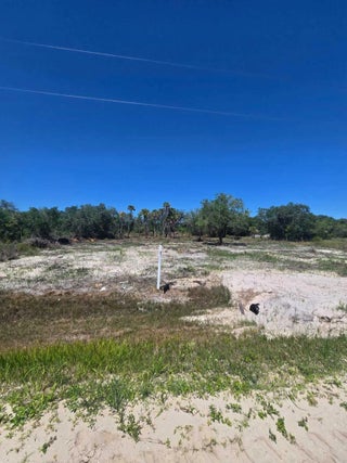 Photo of Listing #R11076395