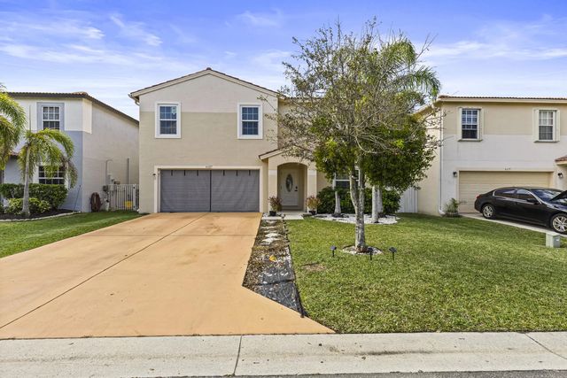 2 of 43 - 6627 Rainwood Cove Lane, Lake Worth, FL