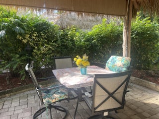 Photo of Listing #R11078273