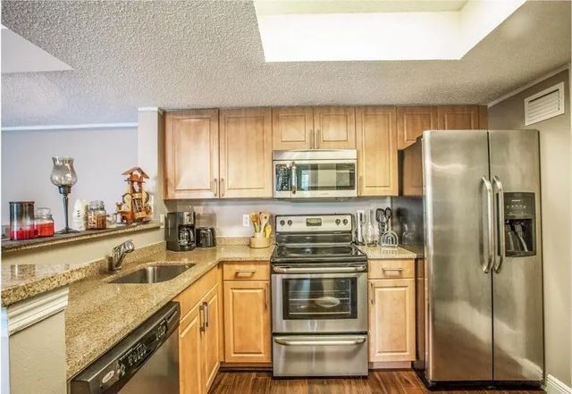 5 of 6 - 8935 Okeechobee Boulevard #204, West Palm Beach, FL