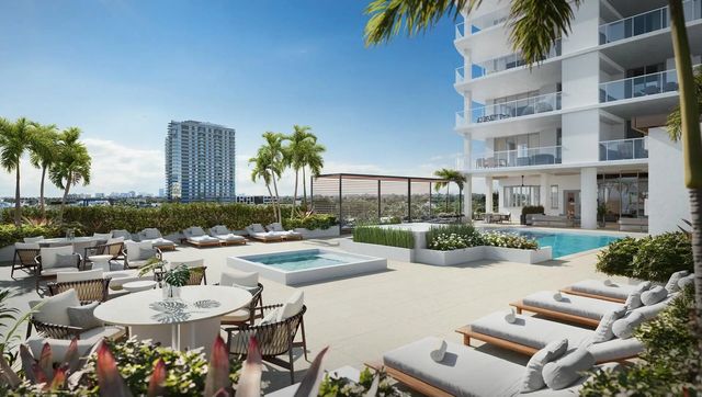4 of 18 - 4714 N Flagler Drive #1204, West Palm Beach, FL