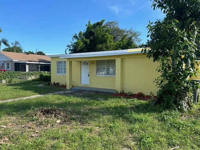 2 of 14 - 5840 Banana Road, West Palm Beach, FL
