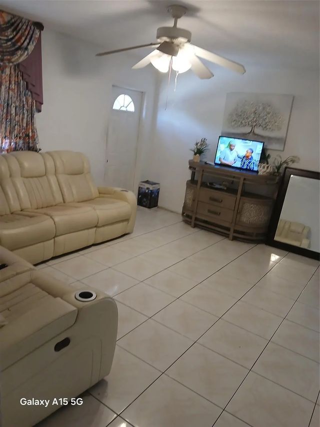 3 of 4 - 761 Ne 43rd Court, Deerfield Beach, FL