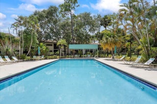 Photo of Listing #F10518975